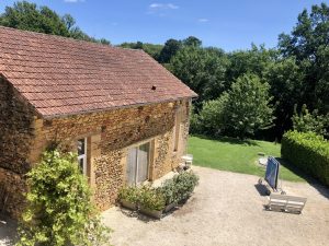 1 semaine pour 10 personnes dans un gîte à Coux & Bigaroque (24) valeur 890 €