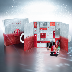 1 calendrier de l'Avent Armani beauty valeur 360 €