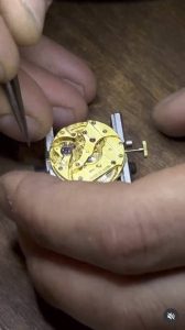 Jaeger-LeCoultre Calatrava en or 18 carats de 1950