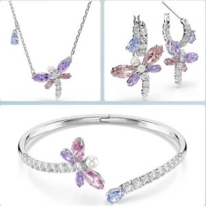 "Dragonfly" de Ariana Grande x Swarovski